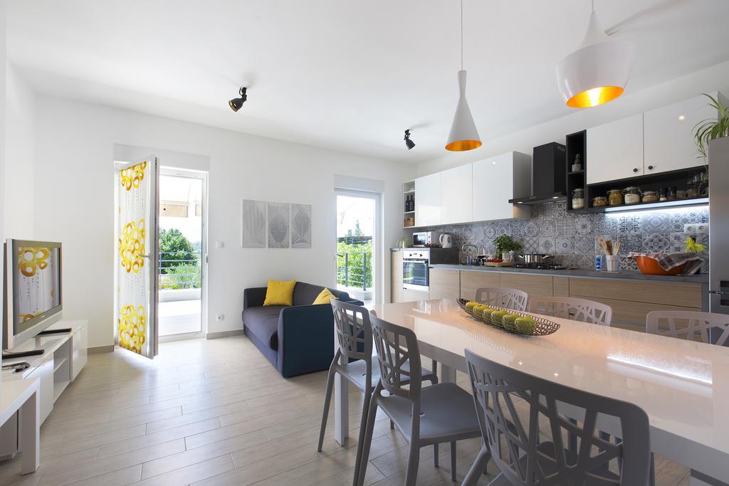 Holiday Home Vuko Севид Экстерьер фото