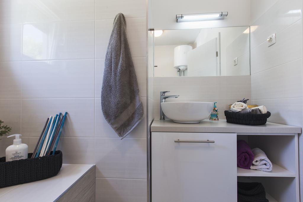 Holiday Home Vuko Севид Экстерьер фото